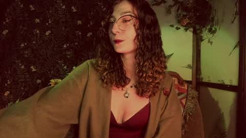 Lady Luna online show from December 10, 2024, 12:06 am