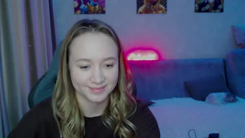 Snapshot of _lalune_ chatting on January 11, 2025, 6:56 am _lalune_ online show from January 11, 2025, 6:56 am