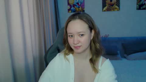 Snapshot of _lalune_ chatting on February 12, 2025, 5:58 am _lalune_ online show from February 12, 2025, 5:58 am