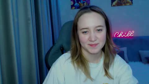 Snapshot of _lalune_ chatting on February 16, 2025, 5:37 pm _lalune_ online show from February 16, 2025, 5:37 pm