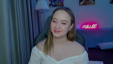 Snapshot of _lalune_ chatting on February 17, 2025, 8:26 pm _lalune_ online show from February 17, 2025, 8:26 pm