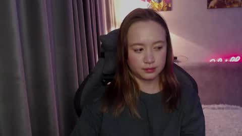 Snapshot of _lalune_ chatting on September 30, 2025, 12:48 am _lalune_ online show from September 30, 2025, 12:48 am