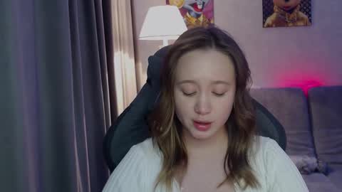 Snapshot of _lalune_ chatting on October 29, 2025, 8:21 pm _lalune_ online show from October 29, 2025, 8:21 pm