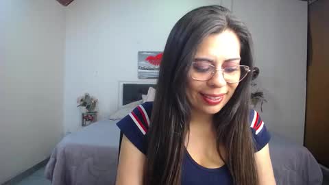 paulina  online show from December 25, 2024, 12:58 pm