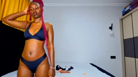 _latoyah online show from July 11, 2026, 3:09 am