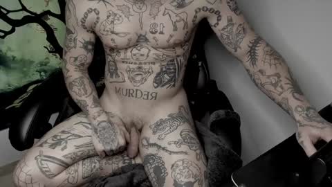 Layne online show from December 12, 2024, 5:15 pm