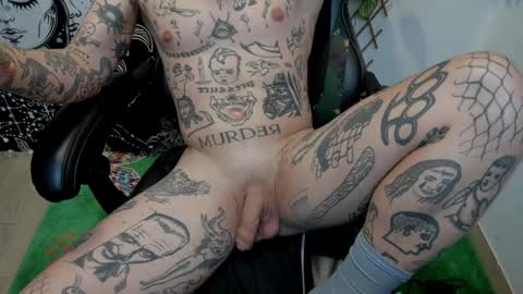 Layne online show from March 3, 2025, 9:59 pm