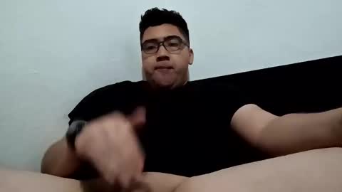 _leclerc_ online show from February 4, 2025, 12:55 pm