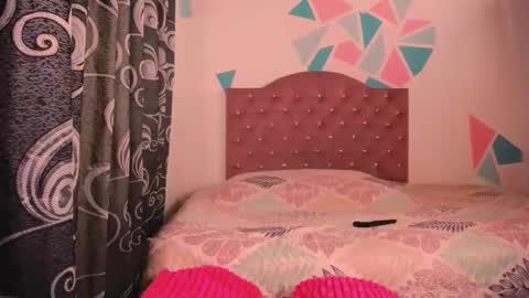   online show from November 8, 2025, 10:30 pm