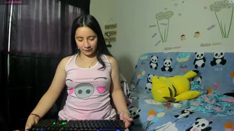 Snapshot of _litle_mily_ chatting on February 4, 2025, 10:24 pm Mily online show from February 4, 2025, 10:24 pm