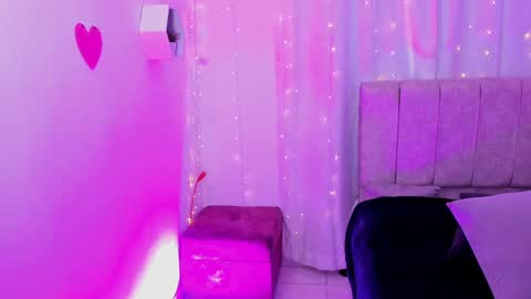 Snapshot of _little_ivy chatting on January 17, 2025, 7:05 pm Ivy 3 online show from January 17, 2025, 7:05 pm