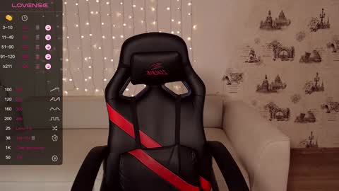  My name is lina Lush is activePrivate is Open online show from December 16, 2024, 7:04 am