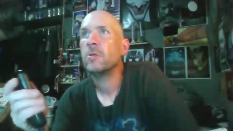 Snapshot of _longfellow chatting on June 8, 2026, 1:50 am That guy online show from June 8, 2026, 1:50 am