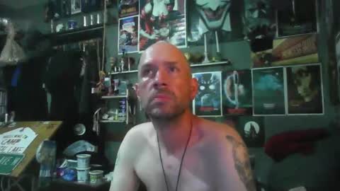 Snapshot of _longfellow chatting on June 10, 2026, 5:45 pm That guy online show from June 10, 2026, 5:45 pm