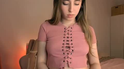 Amanda  mandy online show from December 3, 2025, 2:48 pm