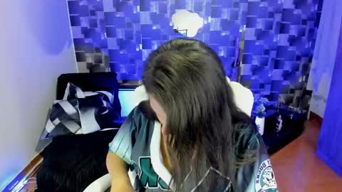 _lucia_777 online show from February 28, 2026, 6:31 pm