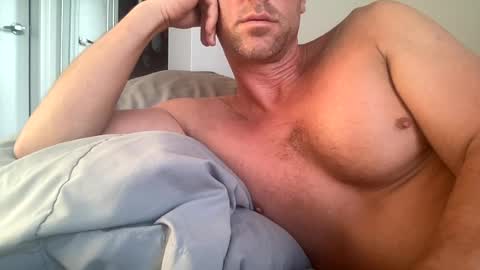 Snapshot of _lululeo_ chatting on July 8, 2026, 3:44 am _lululeo_ online show from July 8, 2026, 3:44 am