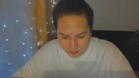 Snapshot of _madalexa_ chatting on September 24, 2025, 10:57 pm Alexa online show from September 24, 2025, 10:57 pm