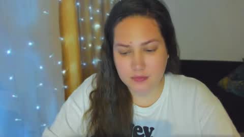 Snapshot of _madalexa_ chatting on October 21, 2025, 9:59 pm Alexa online show from October 21, 2025, 9:59 pm