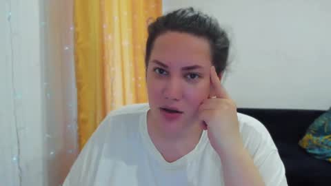 Snapshot of _madalexa_ chatting on June 21, 2026, 3:25 pm Alexa online show from June 21, 2026, 3:25 pm