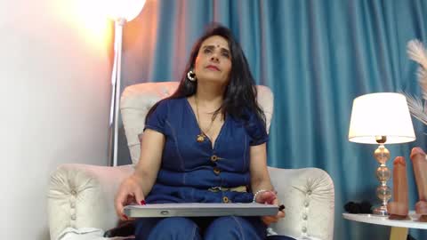 _marcela__ online show from January 18, 2025, 3:27 pm