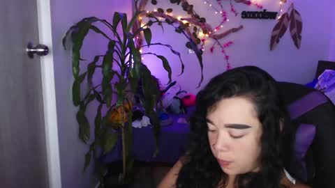 Marce  online show from June 18, 2026, 1:06 am