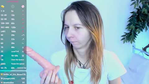 Snapshot of _mari_so chatting on March 1, 2026, 6:37 am Scarlett online show from March 1, 2026, 6:37 am