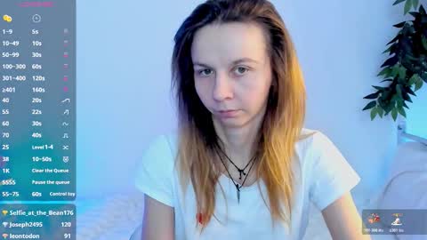 Snapshot of _mari_so chatting on March 2, 2026, 6:47 am Scarlett online show from March 2, 2026, 6:47 am