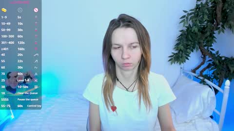 Snapshot of _mari_so chatting on March 4, 2026, 11:49 am Scarlett online show from March 4, 2026, 11:49 am