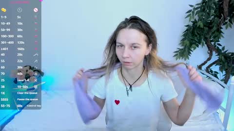 Snapshot of _mari_so chatting on March 15, 2026, 2:50 am Scarlett online show from March 15, 2026, 2:50 am