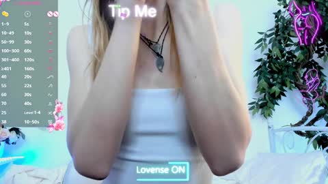 Snapshot of _mari_so chatting on April 2, 2026, 9:29 am Scarlett online show from April 2, 2026, 9:29 am