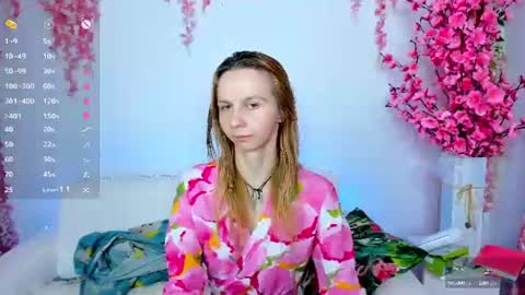 Scarlett online show from July 26, 2026, 1:29 pm