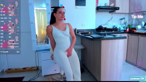 Maria Angel online show from September 25, 2025, 8:12 pm