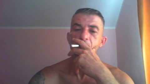 Snapshot of _marrrio chatting on July 19, 2026, 7:34 am _marrrio online show from July 19, 2026, 7:34 am