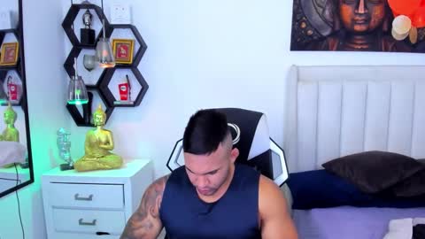 _matthew_santos_ online show from September 14, 2025, 12:32 am