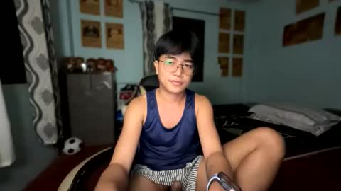 MAX Dont forget to follow online show from January 11, 2026, 6:13 pm