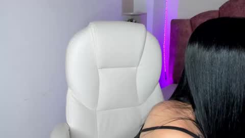 Snapshot of _meel_ chatting on October 16, 2025, 12:06 pm Meel online show from October 16, 2025, 12:06 pm