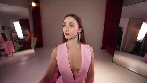 Snapshot of _meganmeow_ chatting on June 12, 2026, 8:19 pm Saturday - start 2030-2130 GMT online show from June 12, 2026, 8:19 pm