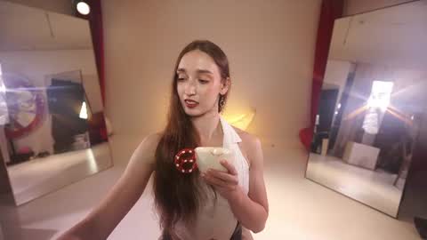 Snapshot of _meganmeow_ chatting on July 8, 2026, 8:24 pm Saturday - start 2030-2130 GMT online show from July 8, 2026, 8:24 pm