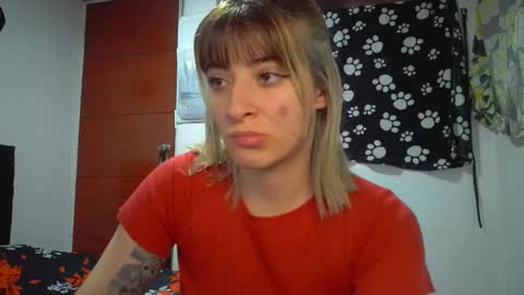 Mia-foster online show from April 5, 2026, 10:07 pm