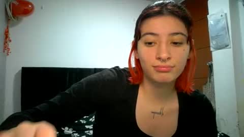 Mia-foster online show from June 16, 2026, 4:04 am