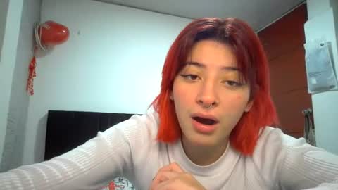 Mia-foster online show from June 18, 2026, 3:29 am