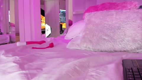 MIA online show from March 6, 2025, 1:16 am