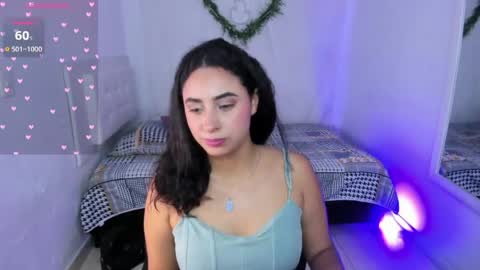 Snapshot of _miavelvett chatting on June 1, 2026, 3:25 pm Mia online show from June 1, 2026, 3:25 pm
