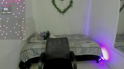 Mia online show from June 6, 2026, 4:12 pm