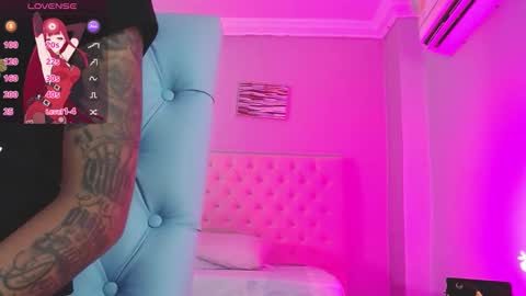 Paula online show from December 15, 2025, 11:36 am