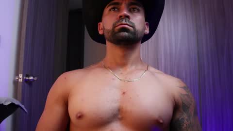 Snapshot of _mikestone chatting on November 10, 2025, 3:27 am soy mike online show from November 10, 2025, 3:27 am