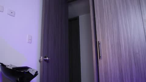 Snapshot of _mikestone chatting on November 28, 2025, 10:51 am soy mike online show from November 28, 2025, 10:51 am