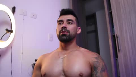 Snapshot of _mikestone chatting on December 16, 2025, 2:16 am soy mike online show from December 16, 2025, 2:16 am