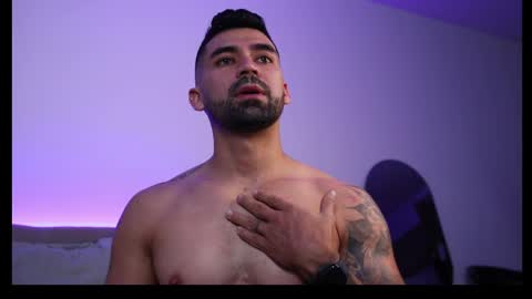 Snapshot of _mikestone chatting on February 7, 2026, 12:58 am soy mike online show from February 7, 2026, 12:58 am